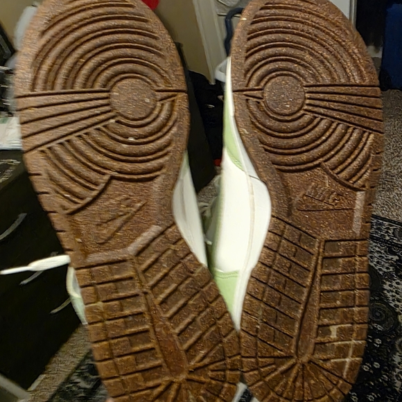 Nike Dunk Honeydew Green and White High-Top Sneakers - Picture 5 of 5